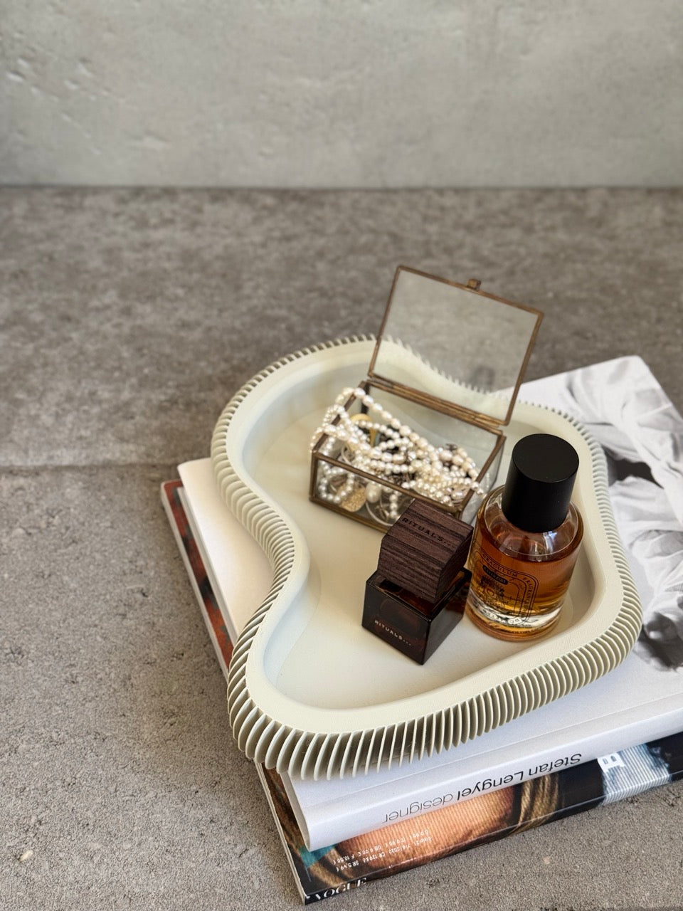 La Sombra decorative trifle tray