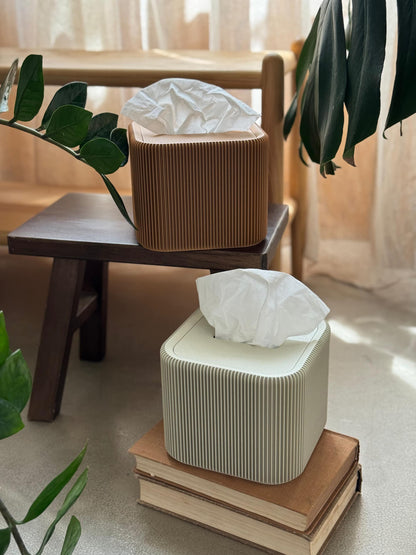 La Sombra square tissue box