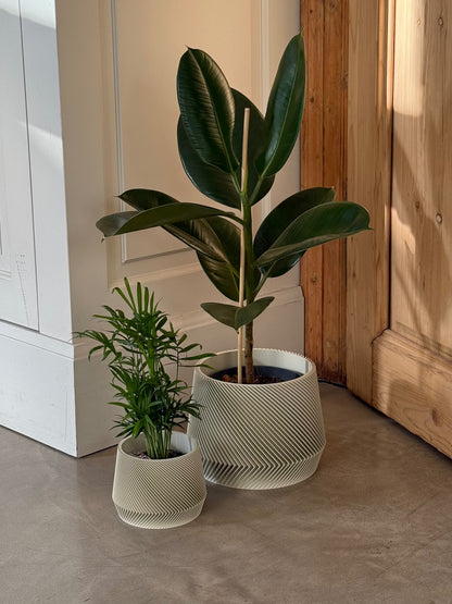 Giro indoor plant pot