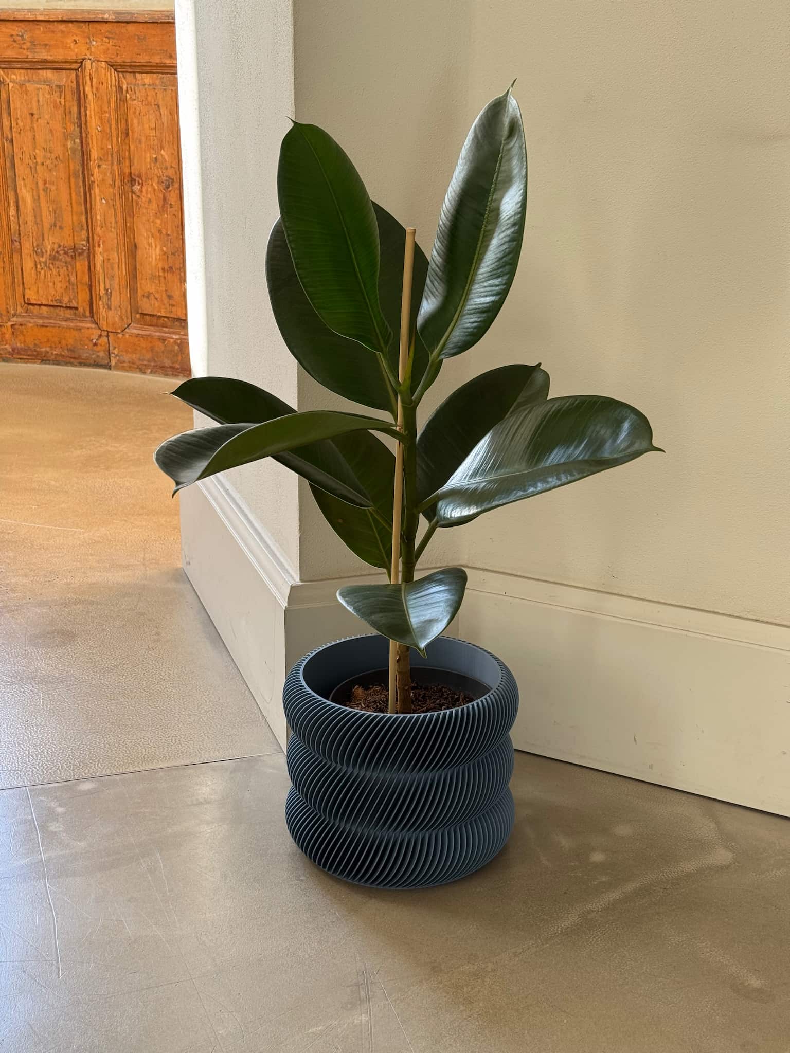 Flowerpot for indoor plants Ondas